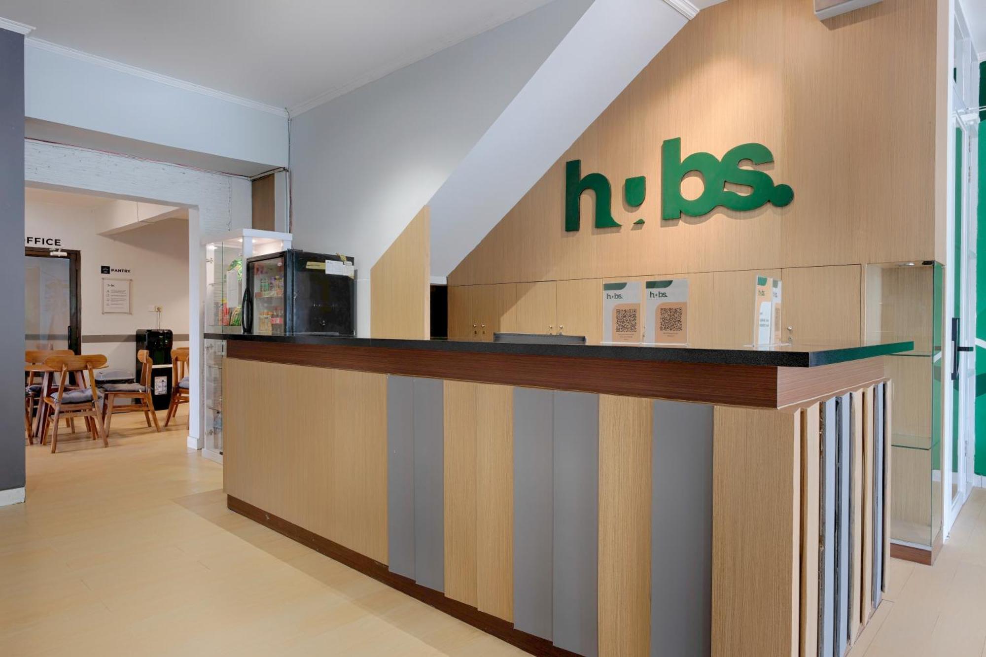 Hubs Hostel ยอกยาการ์ตา ภายนอก รูปภาพ