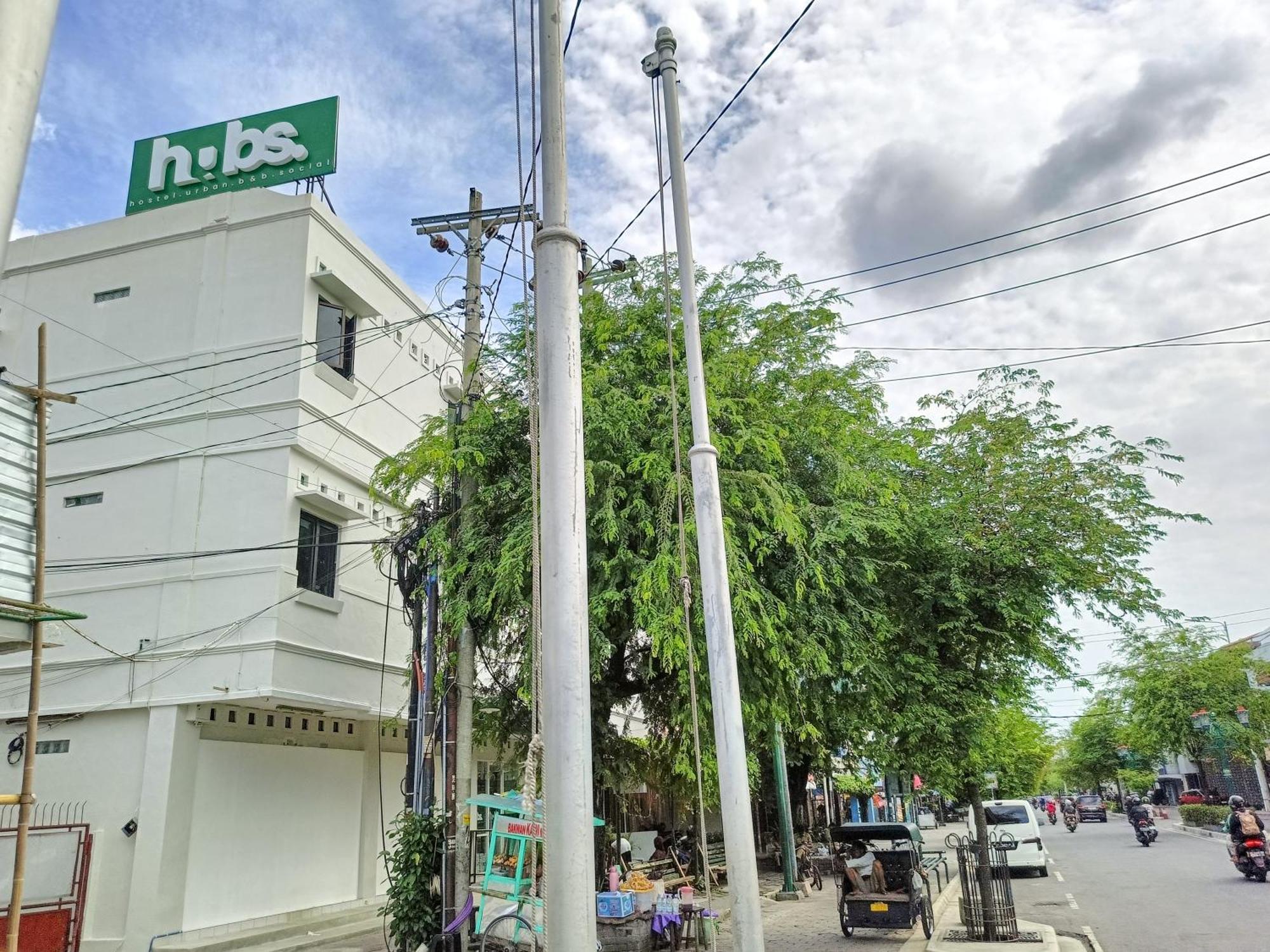 Hubs Hostel ยอกยาการ์ตา ภายนอก รูปภาพ